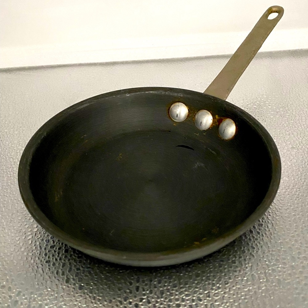 “Circulon” Pan- 6” #1306, Almost Mint (Vintage)